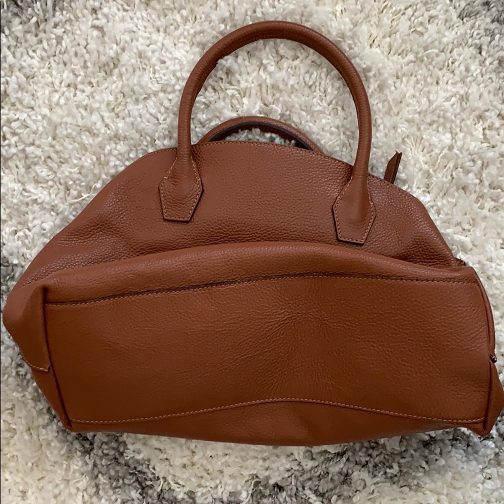 Medium Leather Bag. - image 4
